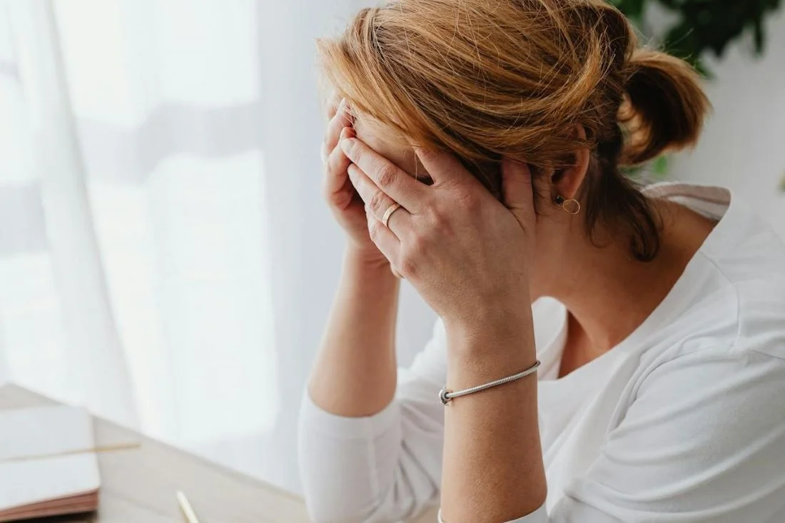 4 признака того, что ваш партнер вам изменяет — все начинается с одной, казалось бы, незначительной вещи