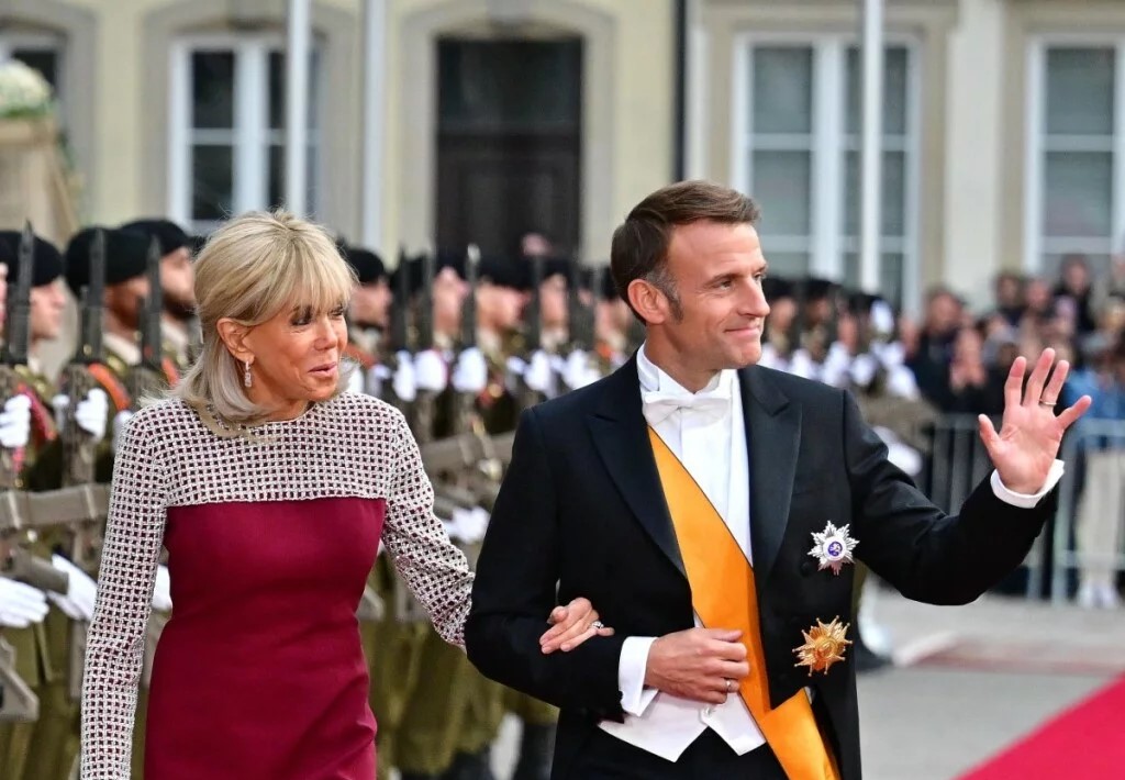 Брижит Макрон сменила прическу: мир в шоке — в сети возмутились 