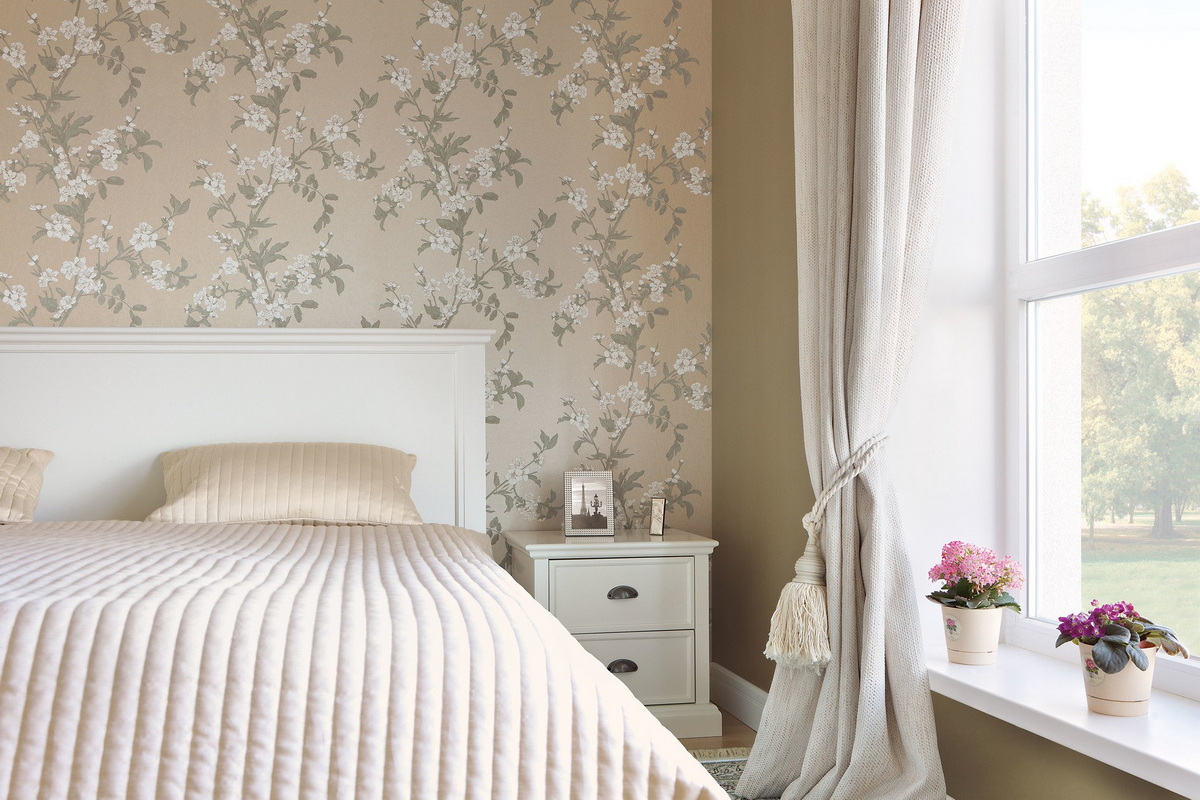 Бумажные обои уходят в прошлое: современный материал служит 20 лет и клеится без усилий