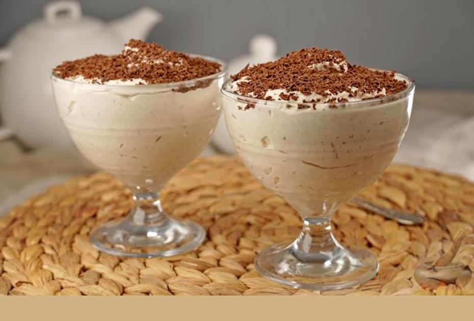 Быстрый банановый десерт с орехами за 5 минут