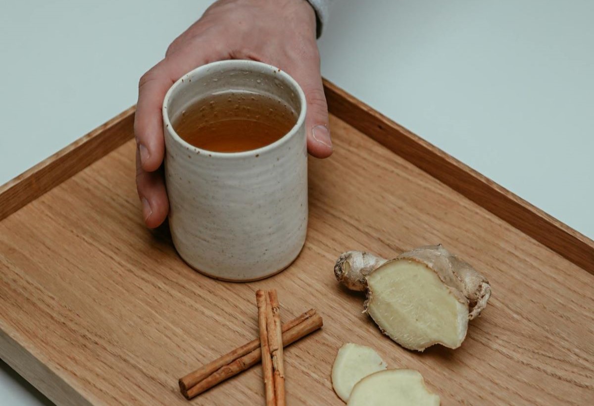 Этот чудо-напиток снимет боль в горле за 2 часа: всё, что вам нужно, это три недорогие специи