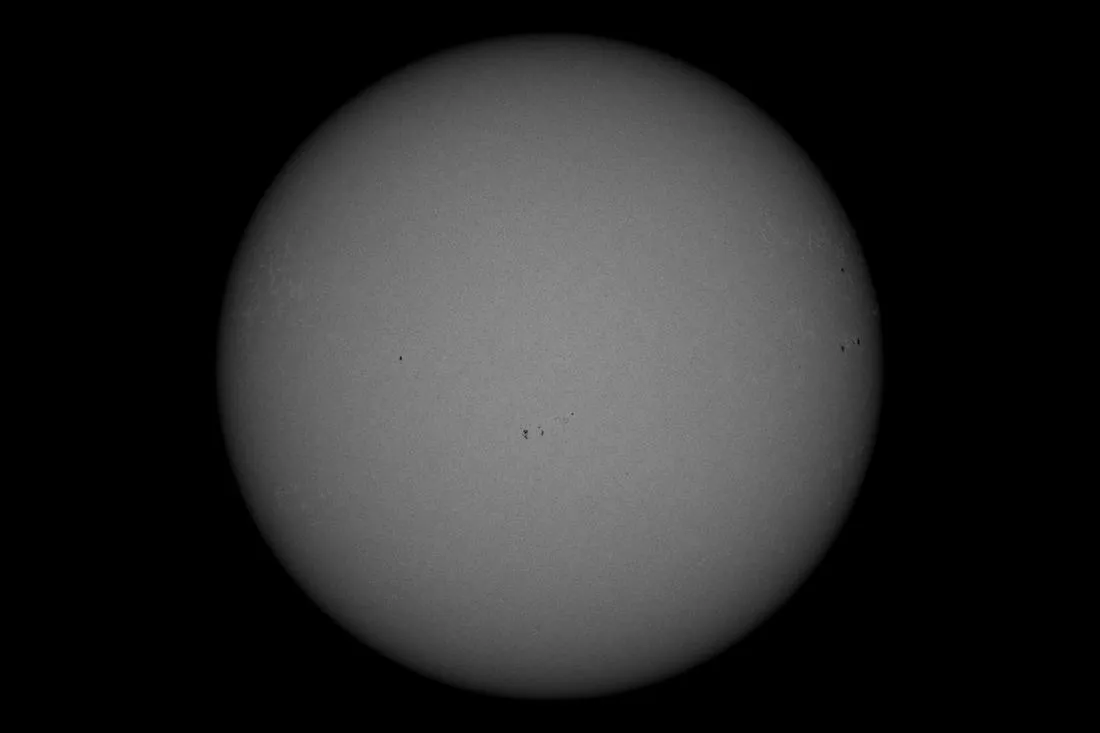 ГАИ напомнила, где нельзя парковать автомобиль во дворе многоквартирных домов