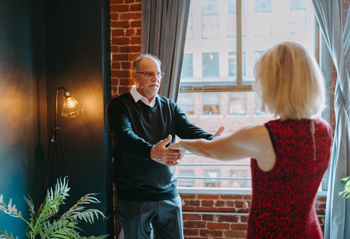 Какая разница в возрасте между партнёрами идеальна для счастливых отношений? Названа точная цифра