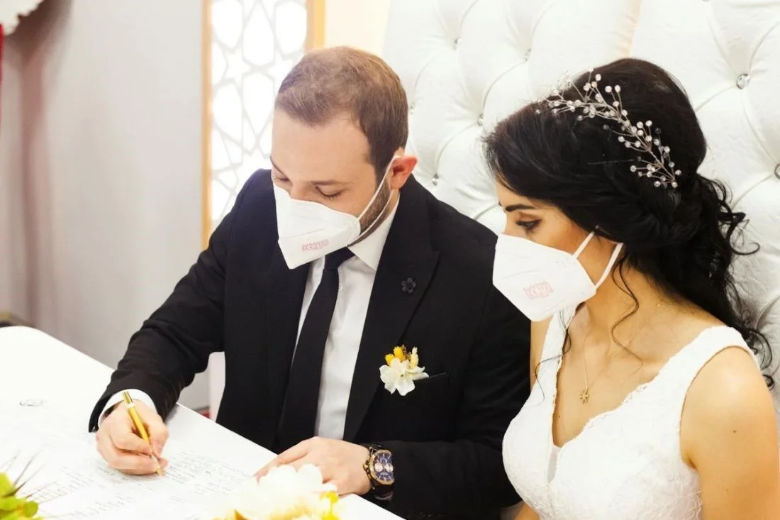 Когда назавтра после свадьбы невеста сняла свой макияж, жених потребовал развода и моральной компенсации