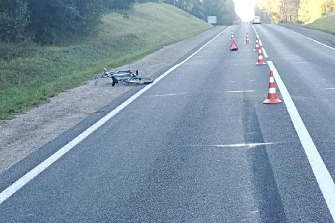 МАЗ сбил велосипедистку в Гродненском районе