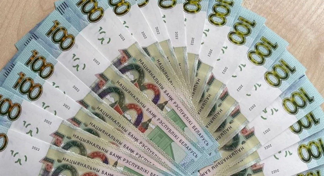 Минтруда рассказало, кто может получить от 5000 до 9200 рублей