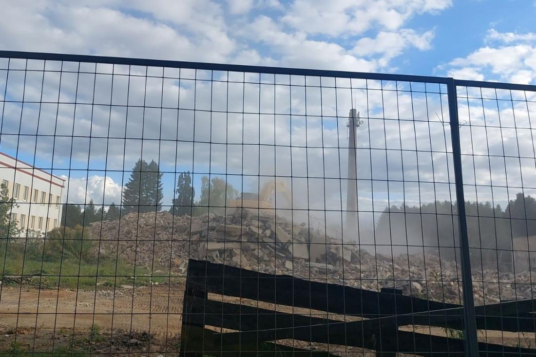 На Гродненщине снесли долгострой корпуса больницы