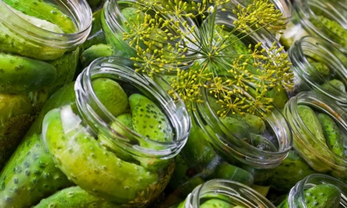 Огурцы по-дедовски: не мутнеют, не взрываются и всегда хрустят