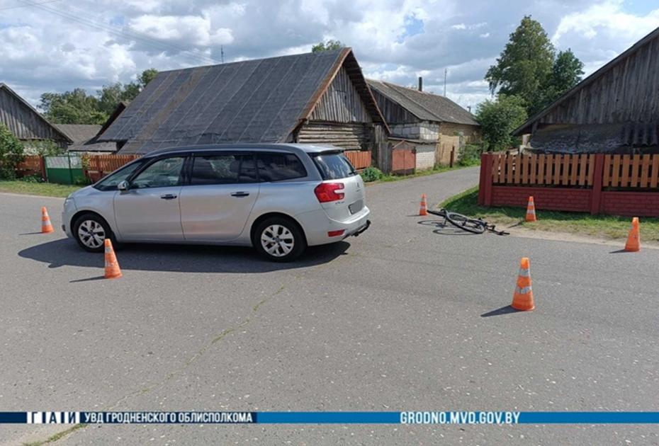 Подросток на велосипеде попал под машину в Мостовском районе