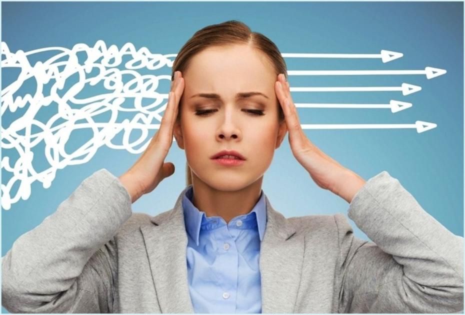 Простой трюк, который помогает победить тревогу всего за пару минут — совет от психолога