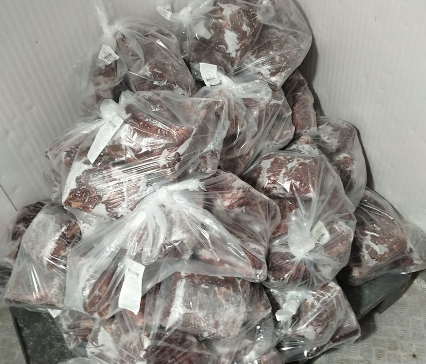 Слонимский межрайотдел финансовых расследований остановил работу предприятия по переработке мяса из-за грубых нарушений