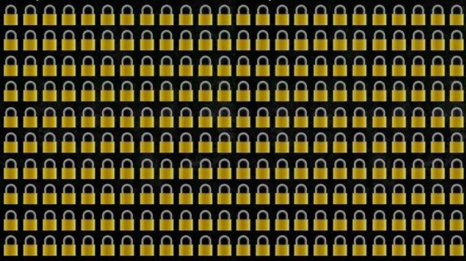 У вас блестящий IQ, если сможете найти на картинке другой замок за 7 секунд