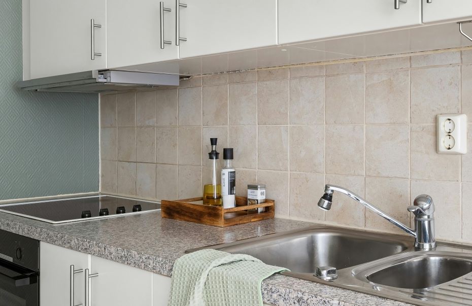 У вас тоже бутылка с растительным маслом стоит рядом с плитой? На самом деле это худшее место для хранения