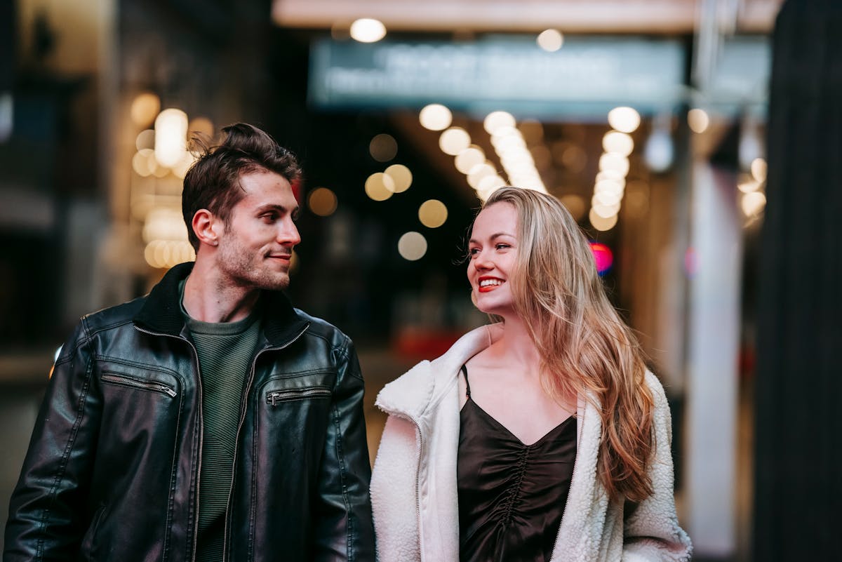 Удивлялась, как коллега могла выйти за него замуж. А через пару лет оказалась на ее месте