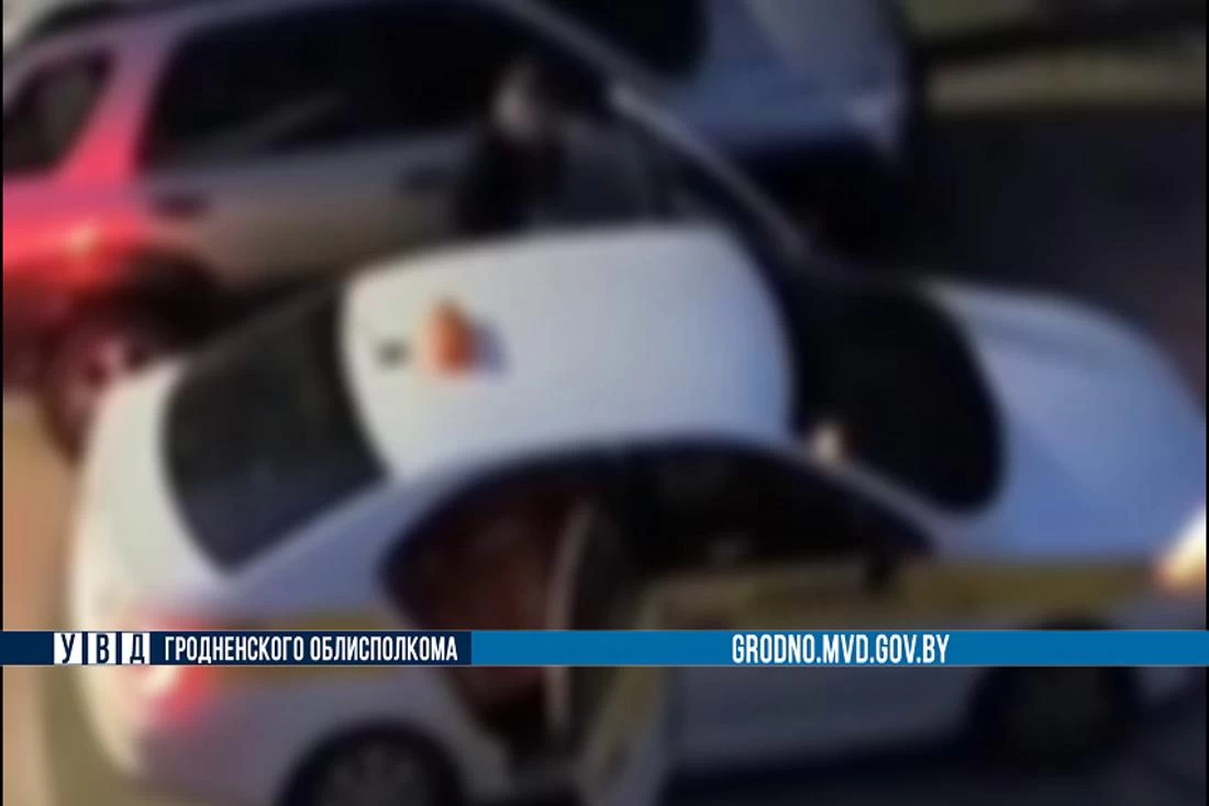 В Гродно пьяный пассажир напал на таксиста