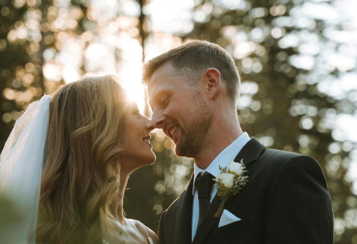 Встречались 10 лет, а развелись после свадьбы через три месяца