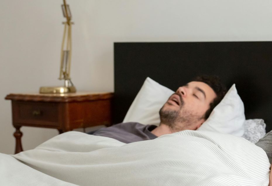 Вы спите с открытым ртом? Вот о чем это говорит