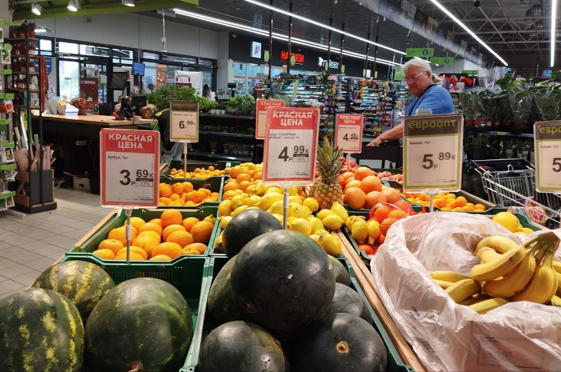 Цены на овощи и фрукты. Где дешевле – в «Евроопте» или «Маяке»?